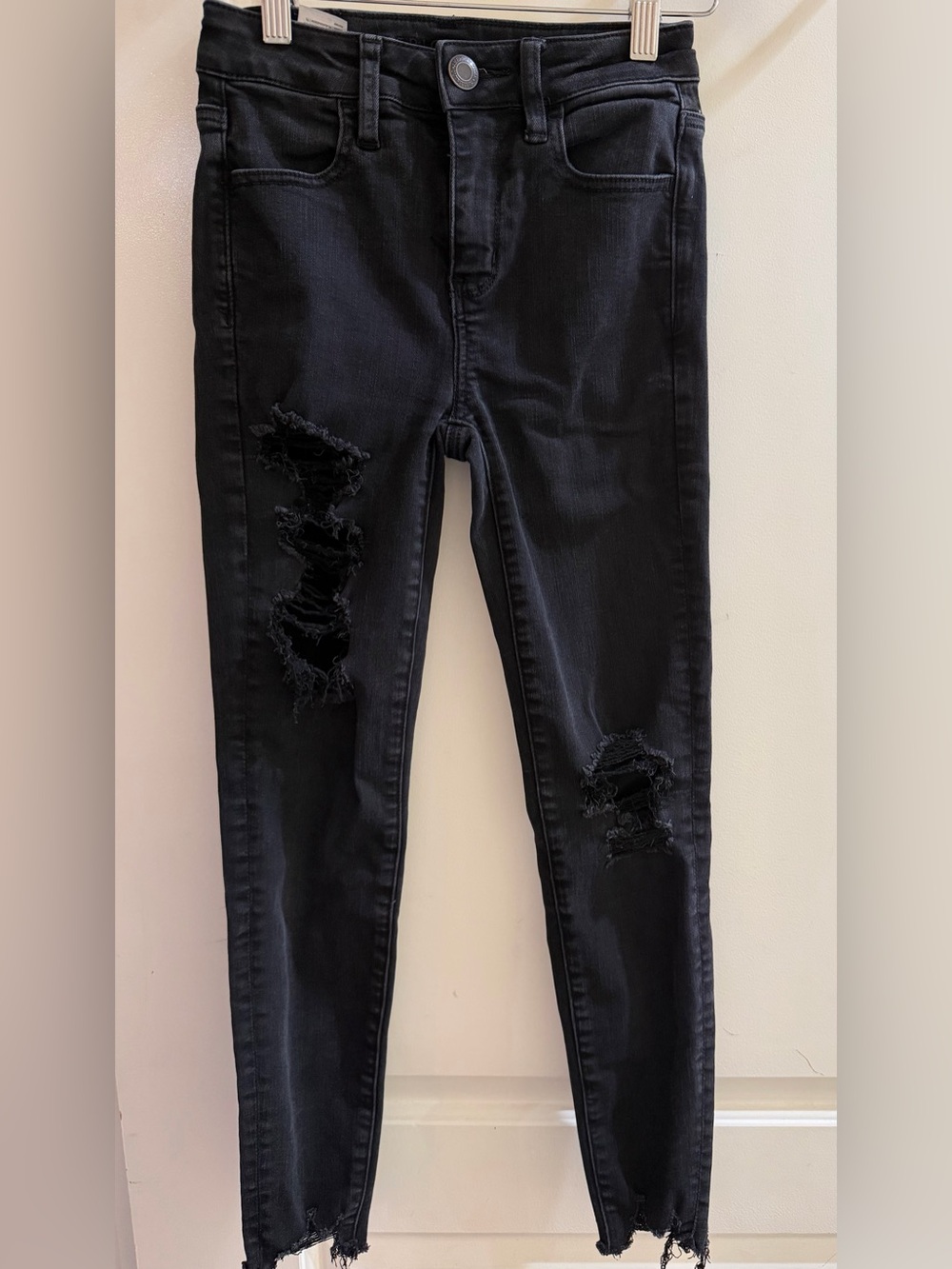 American Eagle distressed jeans